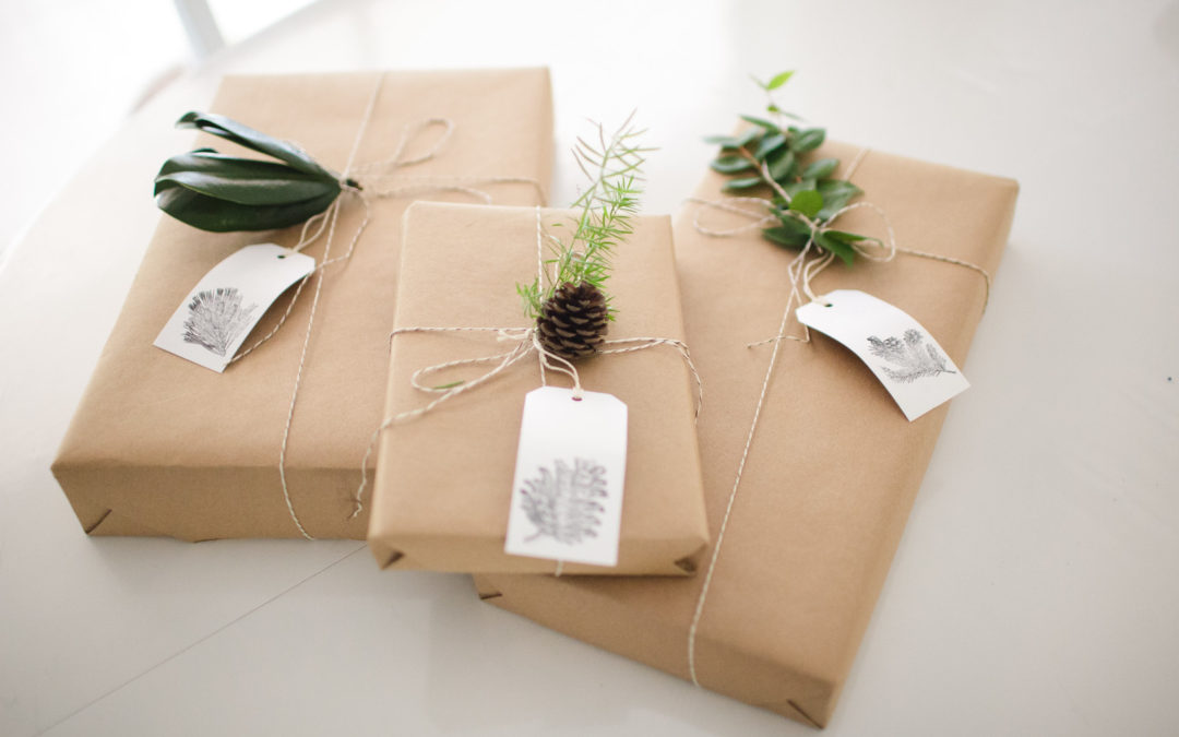 Brown Kraft Paper Roll Package Paper Simple Elegant Wrapping